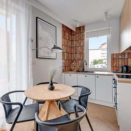 Aura 40 City Center & Free Parking By Downtown Apartments Gdansk Bagian luar foto